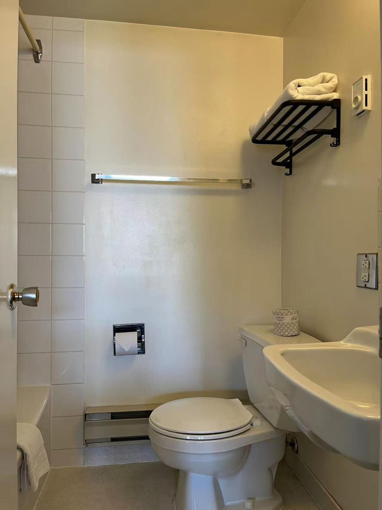 Rondo Motel Golden